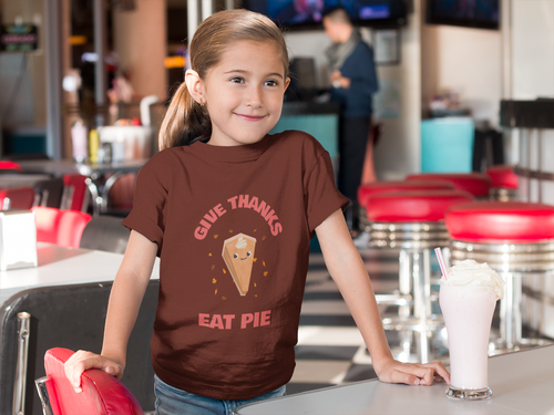 Thanksgiving Pie Girl Short Sleeve T-Shirt - Ur Easy Way Shop